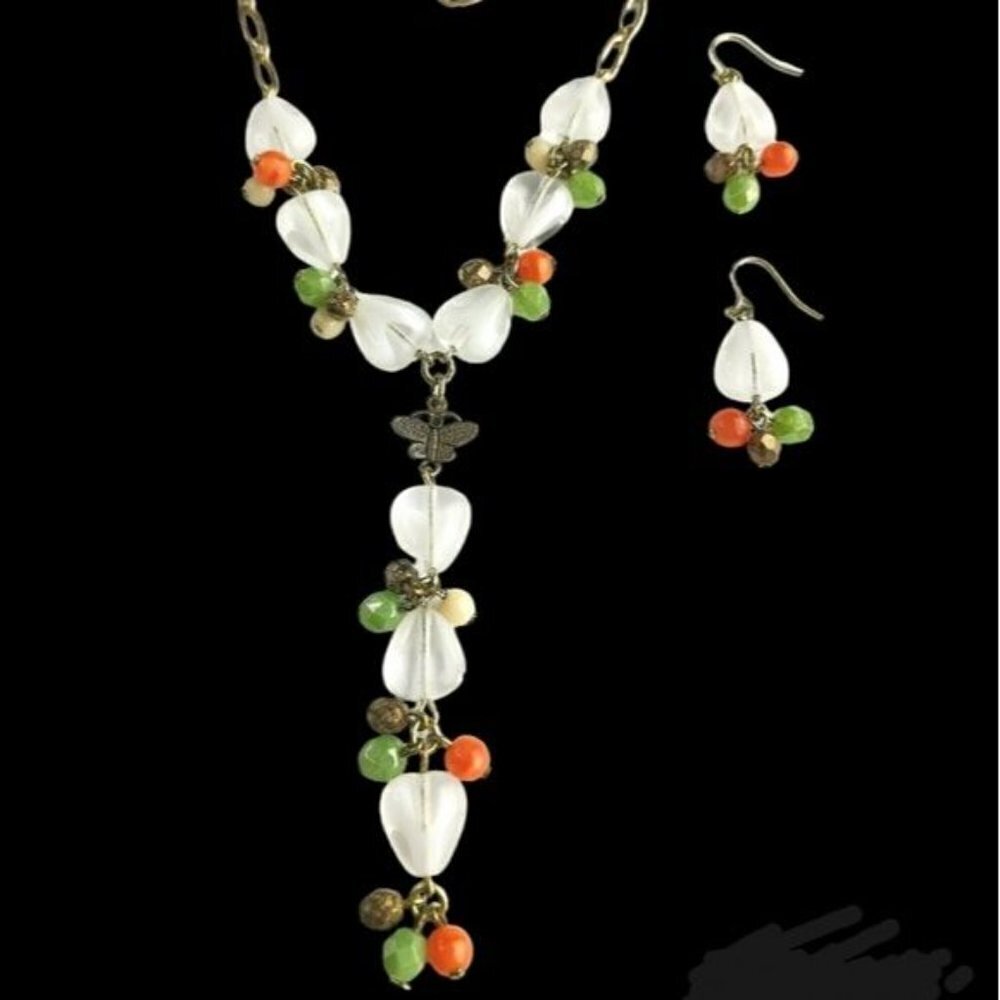Vintage Czech artisan beaded white milk glass butterfly necklace earring set - Picture 5 of 7